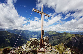 Graukogel (2492 m)